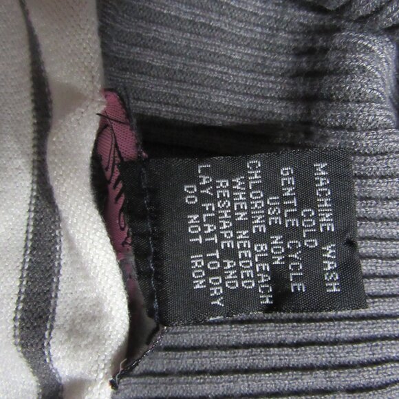 Questions Sz Medium Striped Sweater - Picture 4 of 4